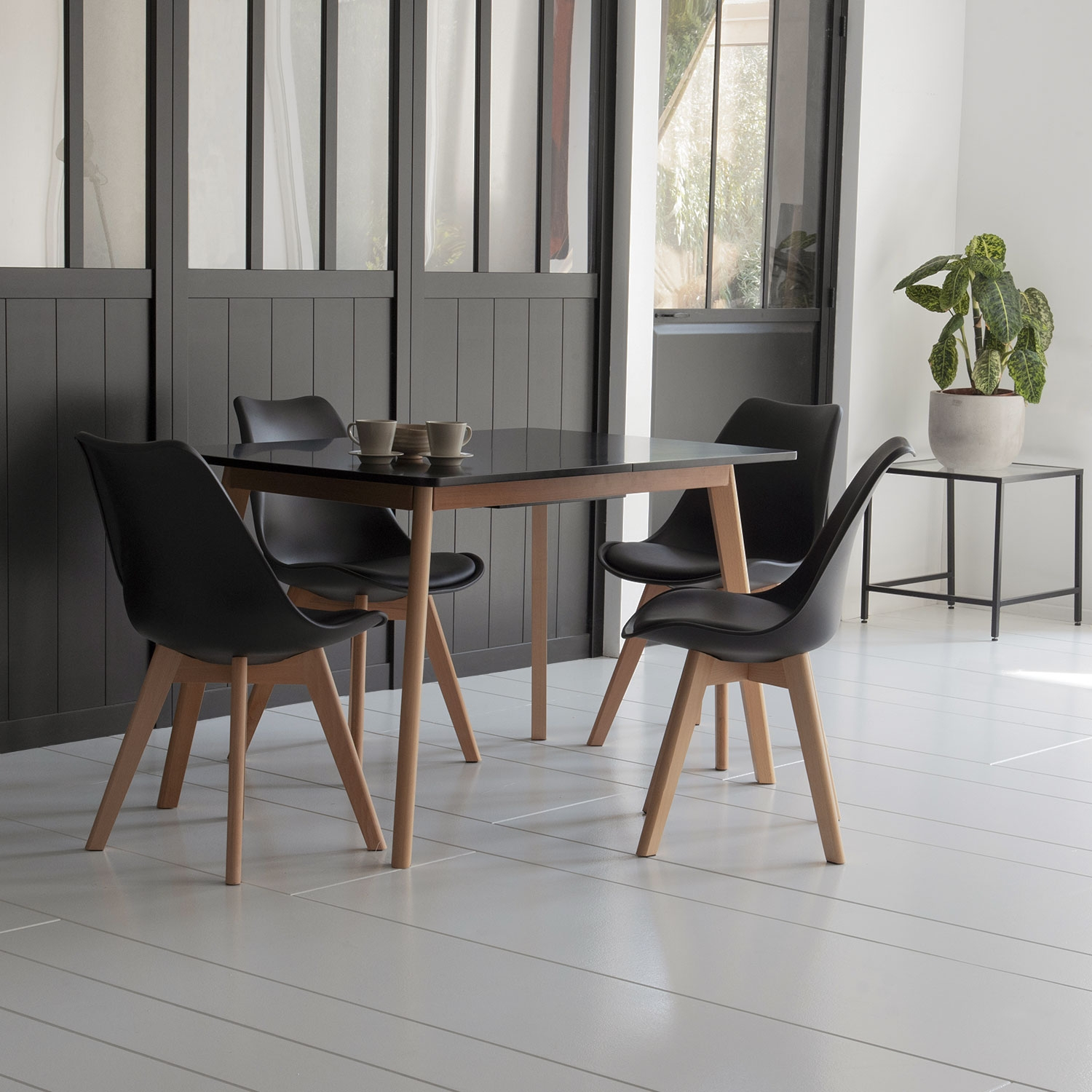 Ensemble table extensible 120/160cm HELGA et 4 chaises NORA noir
