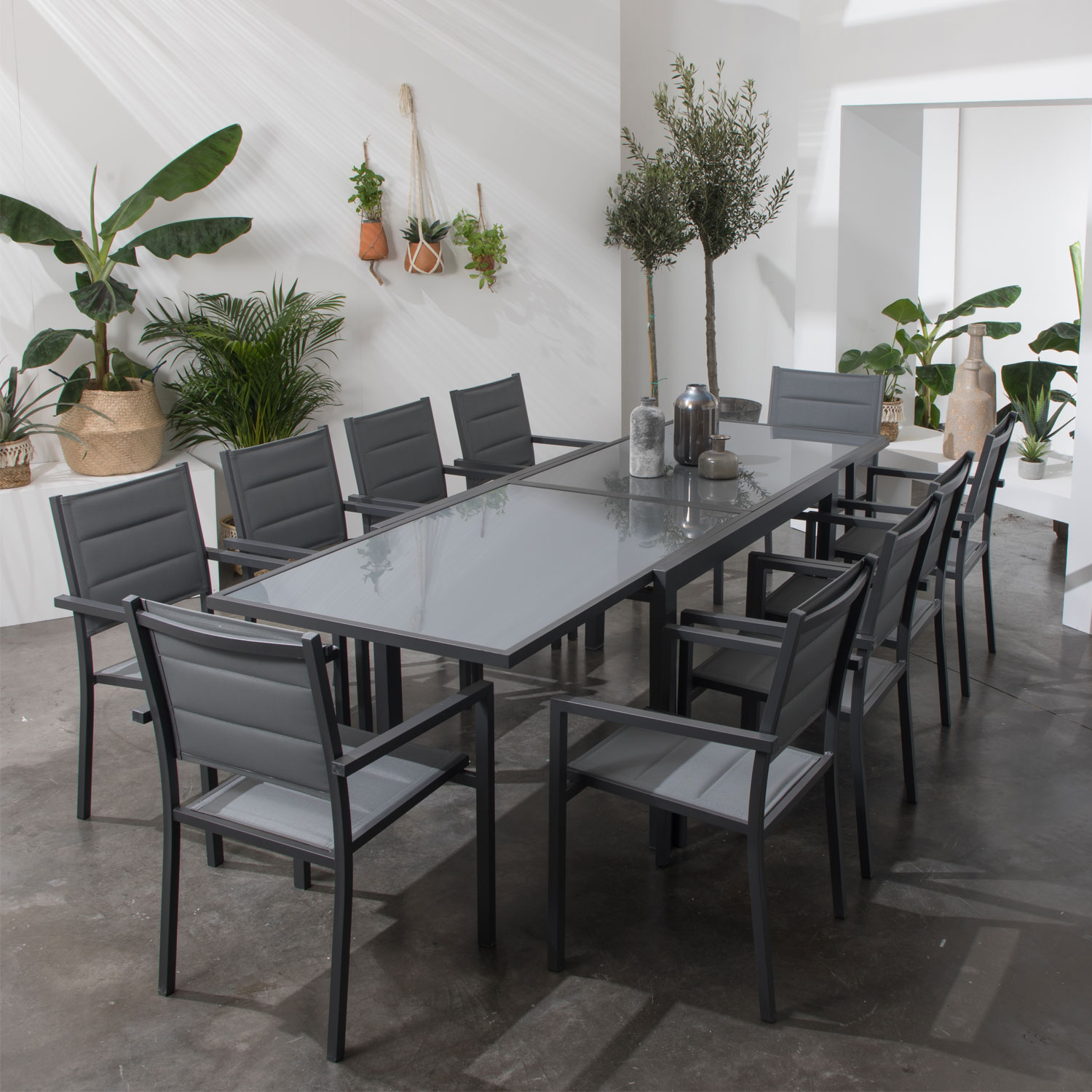 Salon de jardin LAMPEDUSA extensible en textilène gris 10 places - aluminium anthracite