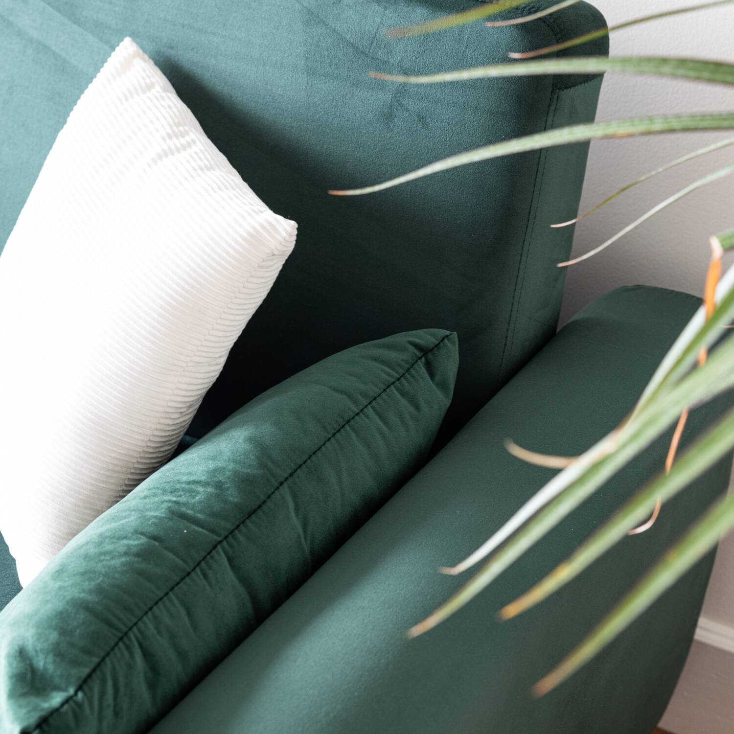 Canapé Convertible 2 Places MATT En Velours Vert - Style Vintage, Lit Inclus